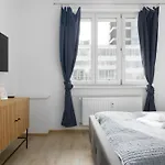 2 Bedroom Apartment With A Terrace Near The Metro